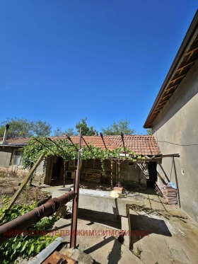 Hus Dolni Dabnik, region Pleven