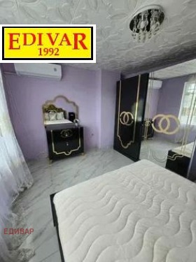 Продава КЪЩА, с. Батово, област Добрич, снимка 3