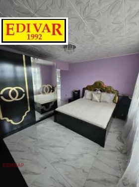 Продава КЪЩА, с. Батово, област Добрич, снимка 2