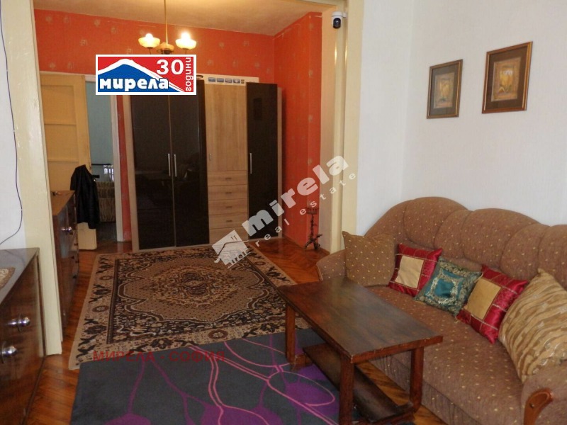 Zu verkaufen  1 Schlafzimmer Sofia , Zentar , 70 qm | 95460066