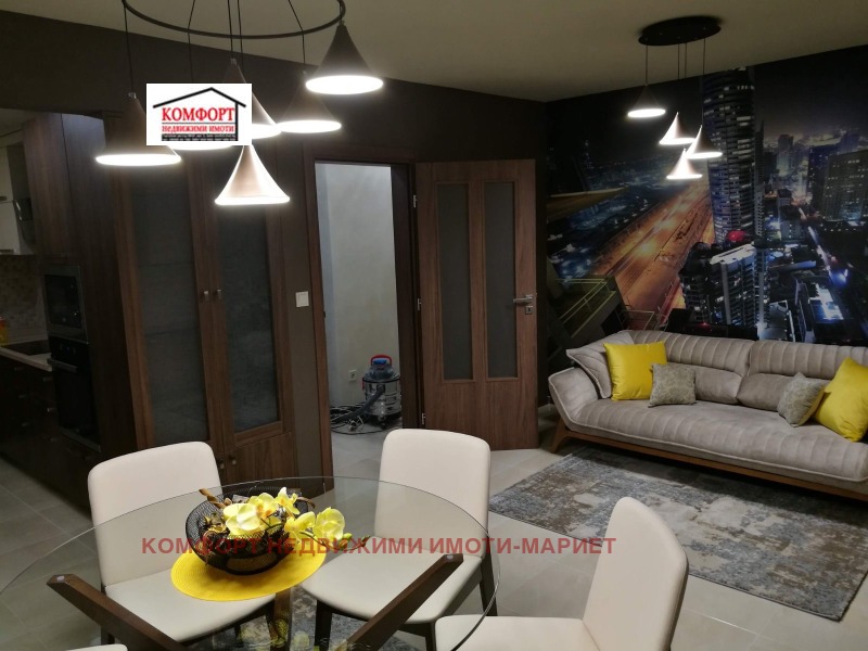 In vendita  2 camere da letto Pleven , Idealen tsentar , 90 mq | 51967469