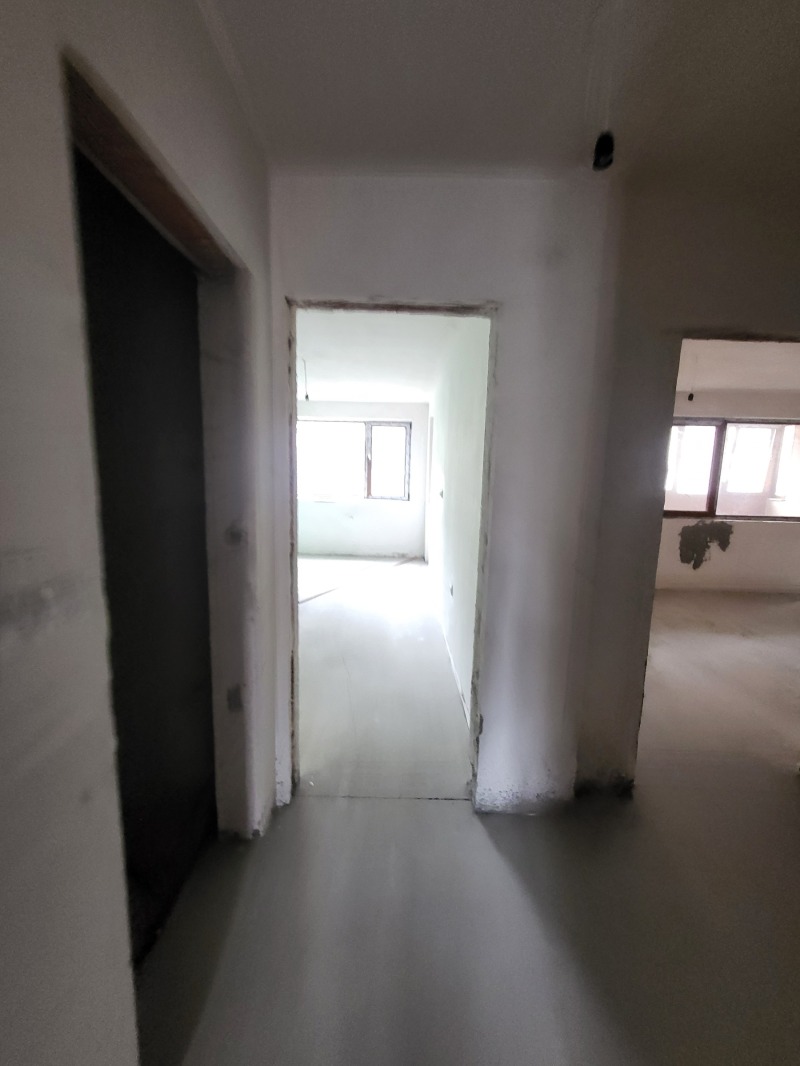 Продава МНОГОСТАЕН, гр. Плевен, Идеален център, снимка 4 - Апартаменти - 52362176