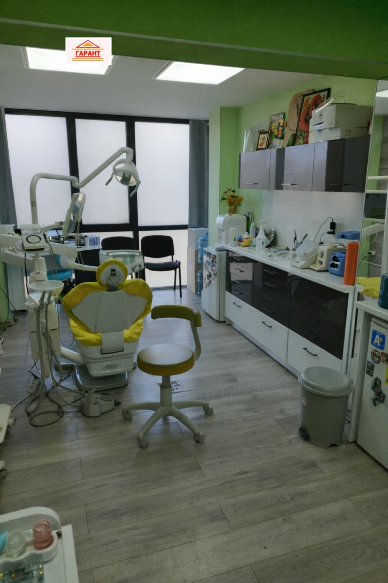 Продава ОФИС, гр. Плевен, Идеален център, снимка 4 - Офиси - 53416087