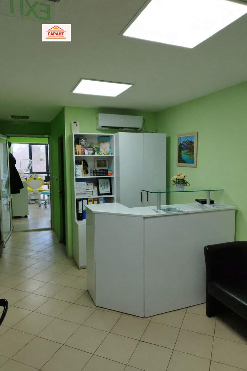 Продава ОФИС, гр. Плевен, Идеален център