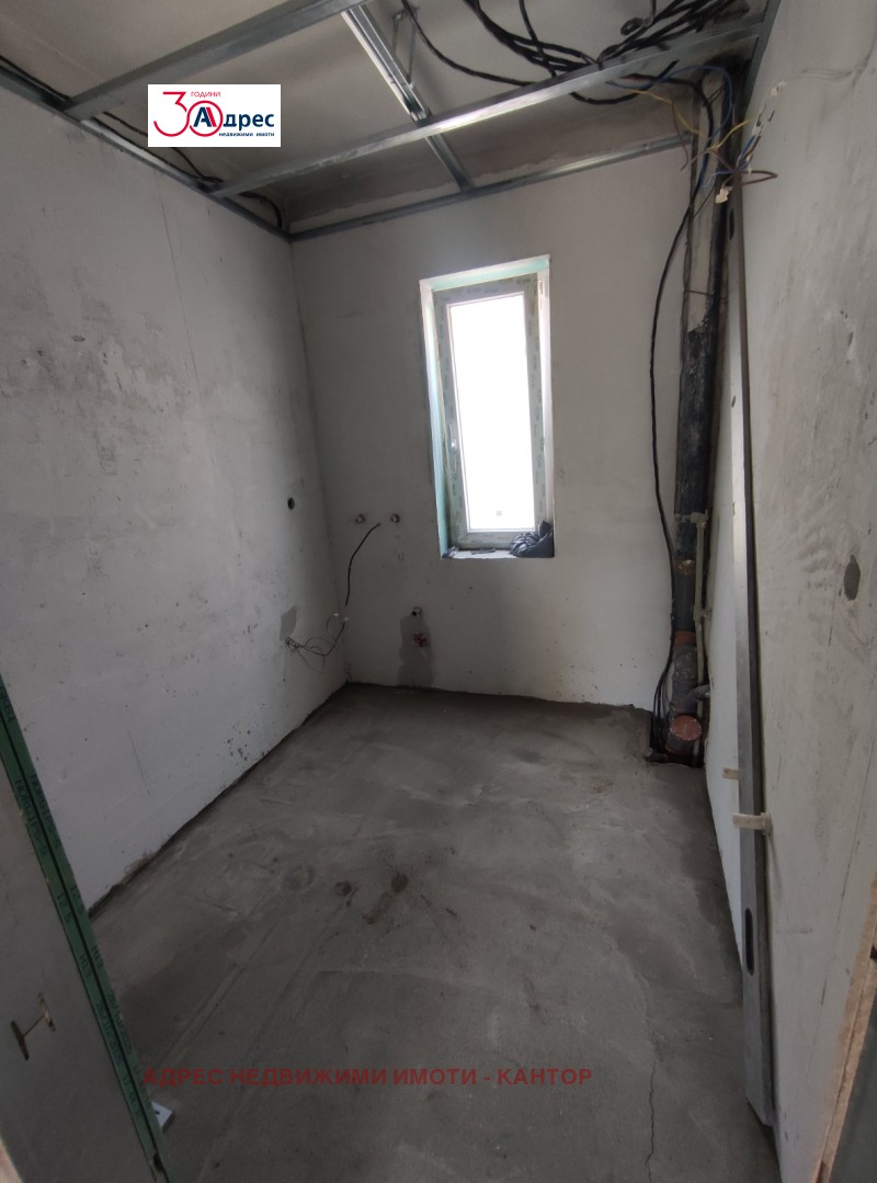 Продава КЪЩА, гр. Пазарджик, Център, снимка 9 - Къщи - 47192496