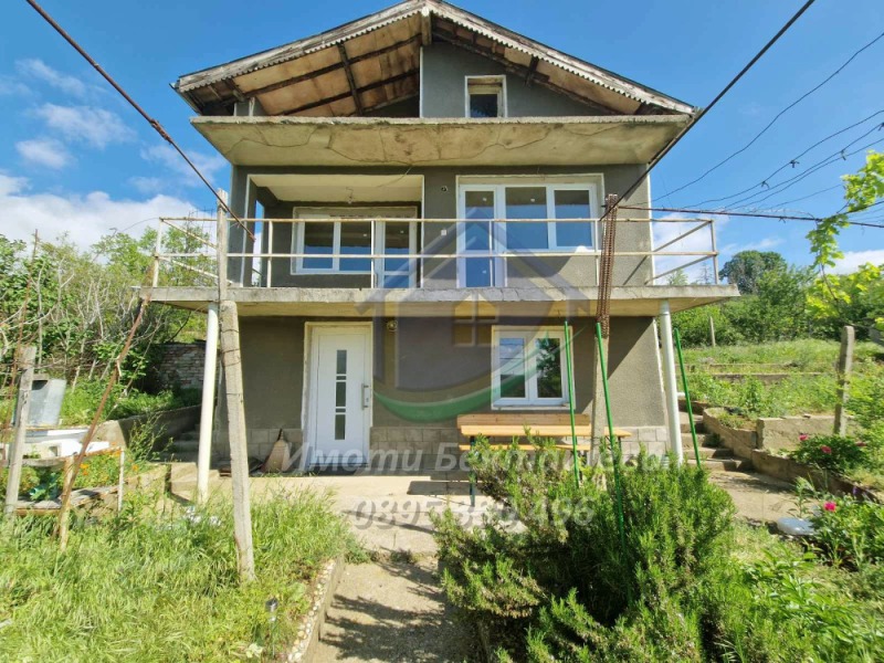 In vendita  Villa regione Ruse , Nikolovo , 75 mq | 40468748