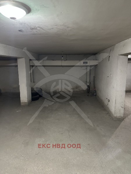 Продава ГАРАЖ, ПАРКОМЯСТО, гр. Пловдив, Кючук Париж