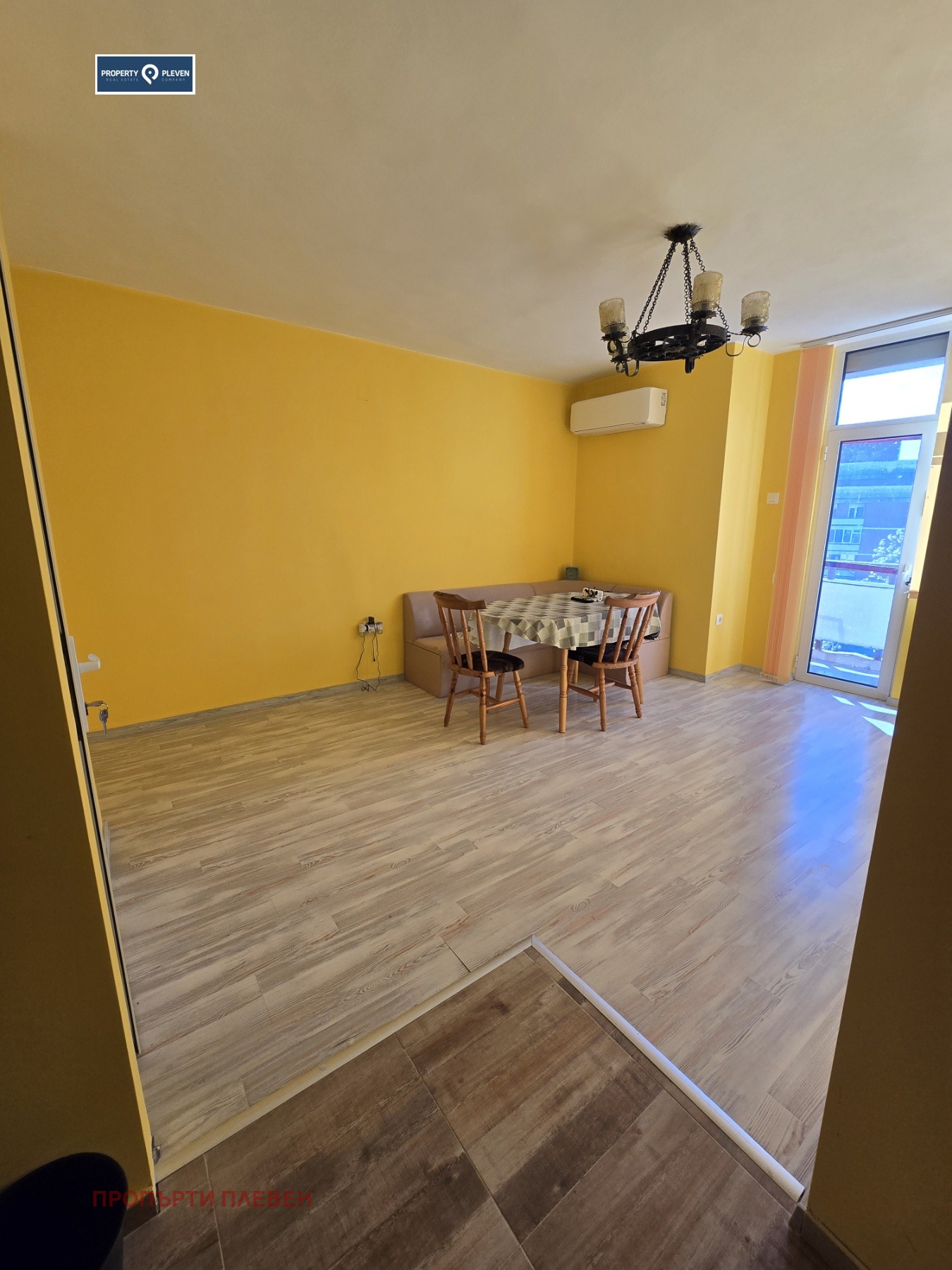 Продава 3-СТАЕН, гр. Плевен, 9-ти квартал, снимка 2 - Апартаменти - 54302366