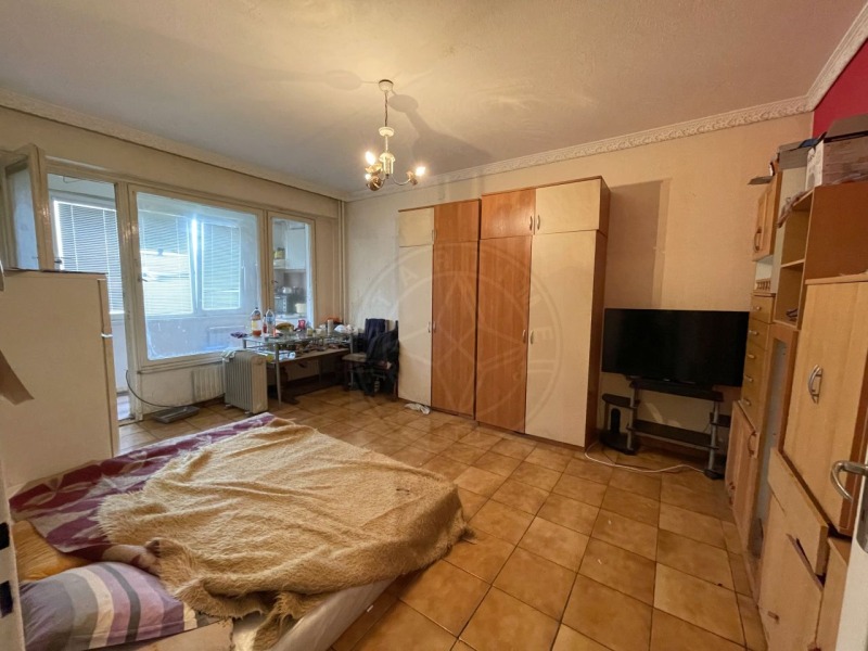 Продава 1-СТАЕН, гр. София, Люлин 9, снимка 2 - Апартаменти - 53303631