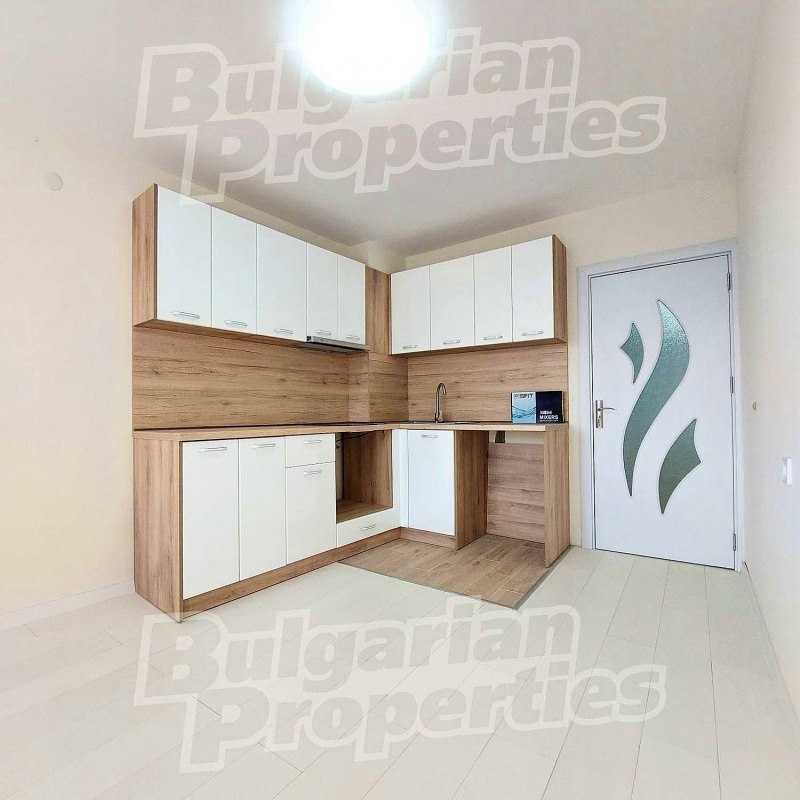 Продава 3-СТАЕН, гр. Варна, Погреби, снимка 1 - Aпартаменти - 48182641