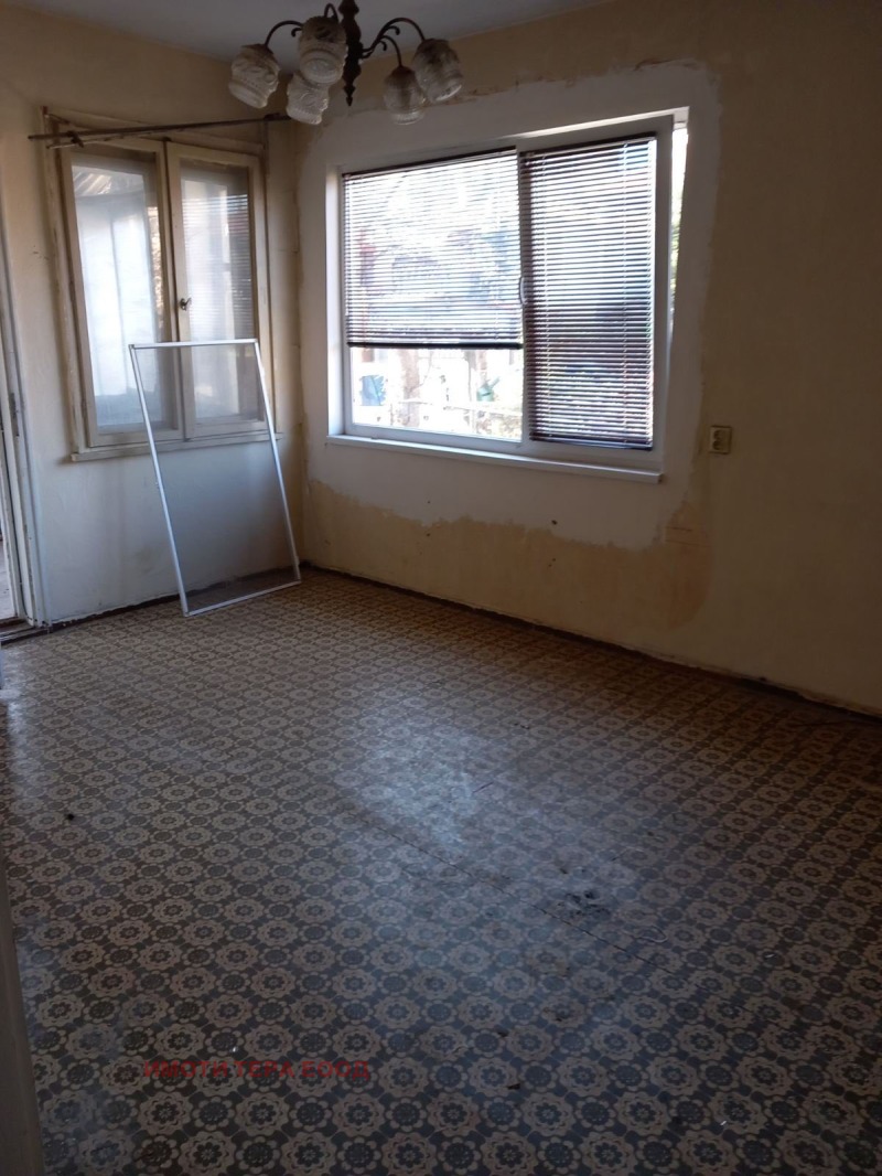 Zu verkaufen  Hausboden Warna , Asparuhowo , 160 qm | 91637148