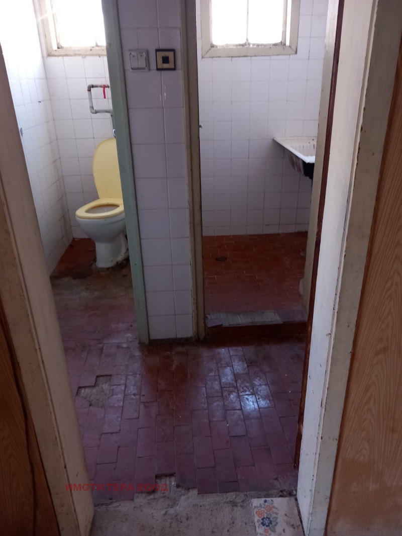 Zu verkaufen  Hausboden Warna , Asparuhowo , 160 qm | 91637148 - Bild [2]