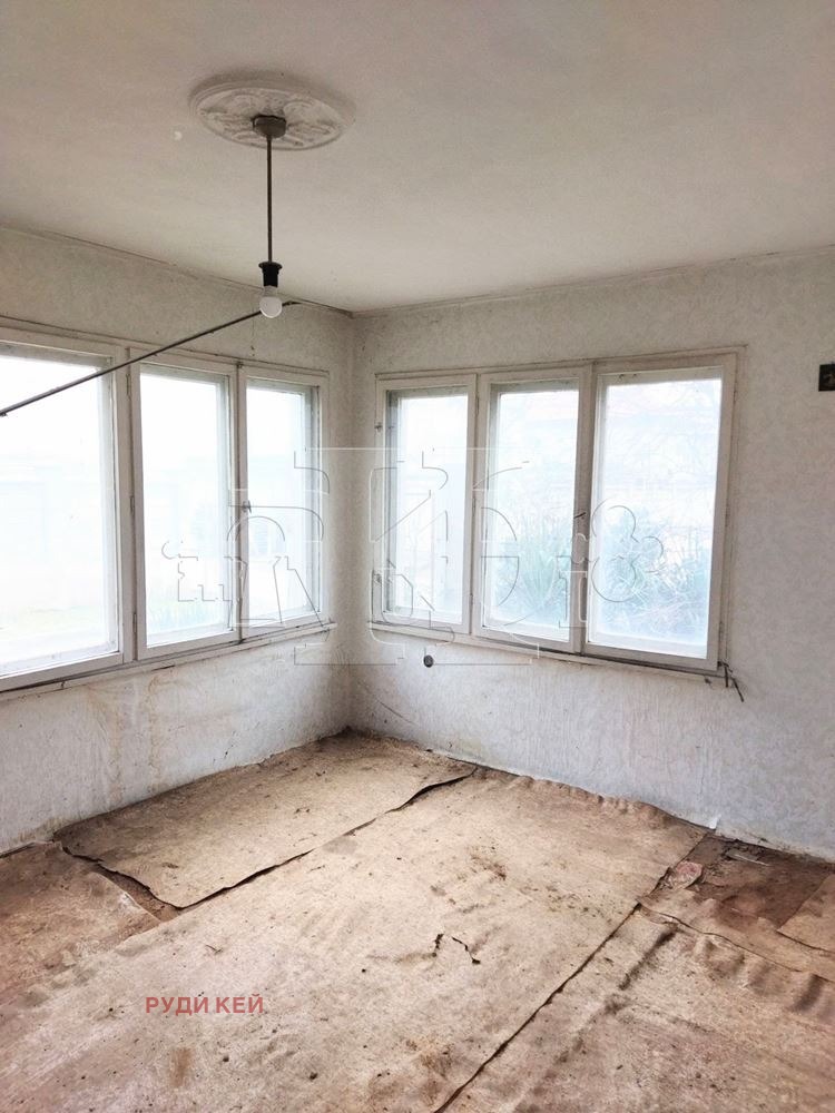 Продава ЕТАЖ ОТ КЪЩА, гр. Варна, с. Тополи