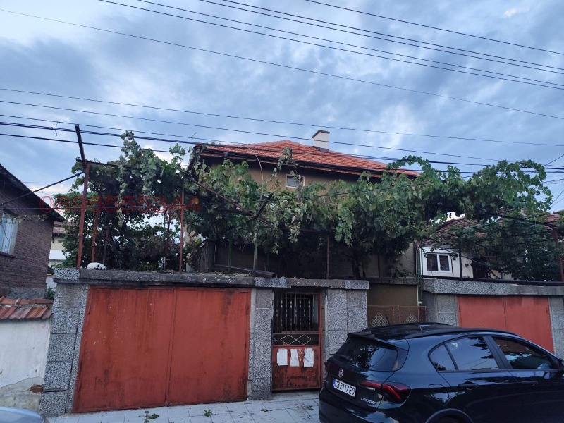 Продава КЪЩА, гр. Пазарджик, Ябълките