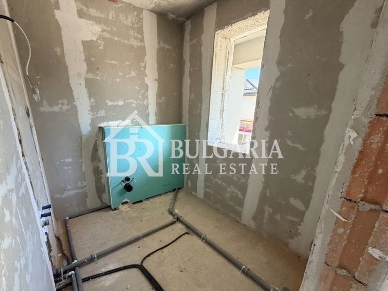 Продава КЪЩА, гр. София, с. Владая, снимка 6 - Къщи - 53282645