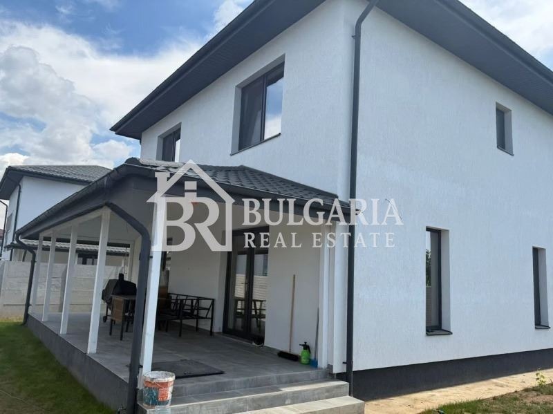 Продава КЪЩА, гр. София, с. Владая, снимка 2 - Къщи - 53282645