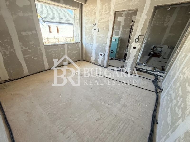 Продава КЪЩА, гр. София, с. Владая, снимка 9 - Къщи - 53282645