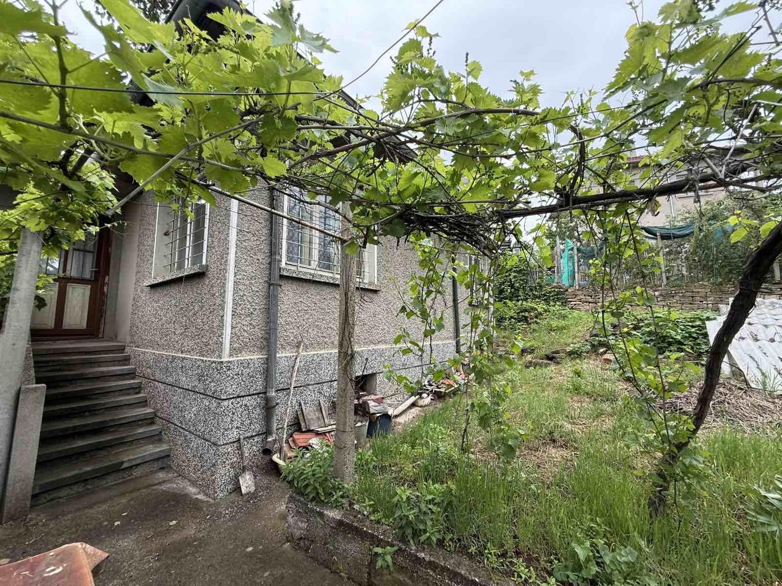 Продава КЪЩА, гр. Дряново, област Габрово