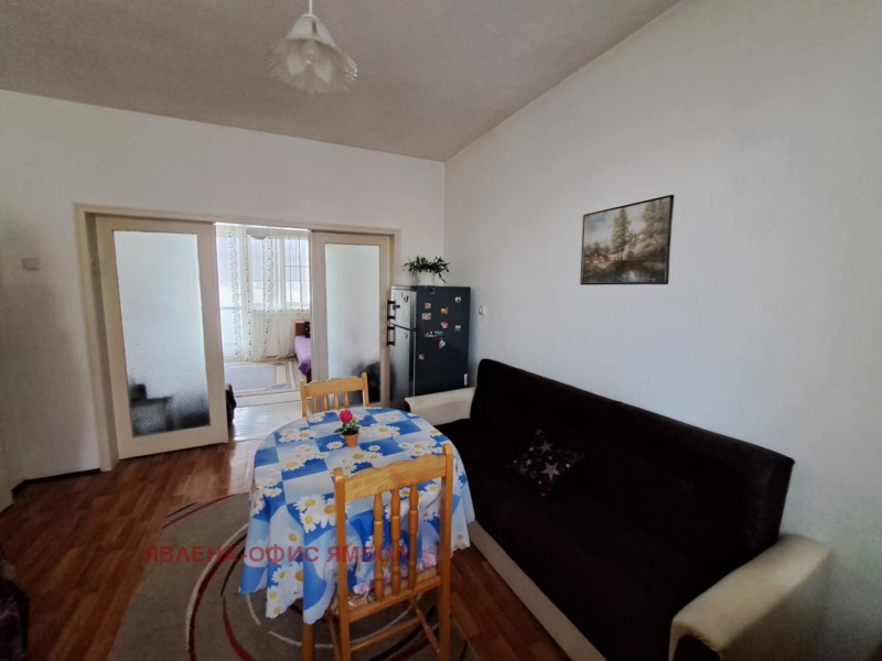 Продава  Етаж от къща град Ямбол , Каргон , 107 кв.м | 56935331 - изображение [4]