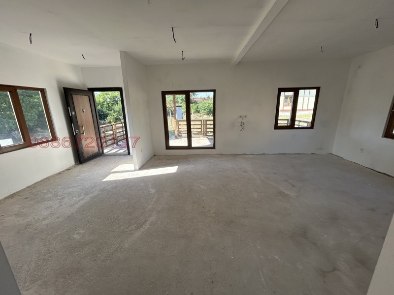 Til salg  Hus region Pleven , Pelishat , 75 kvm | 46029035 - billede [3]