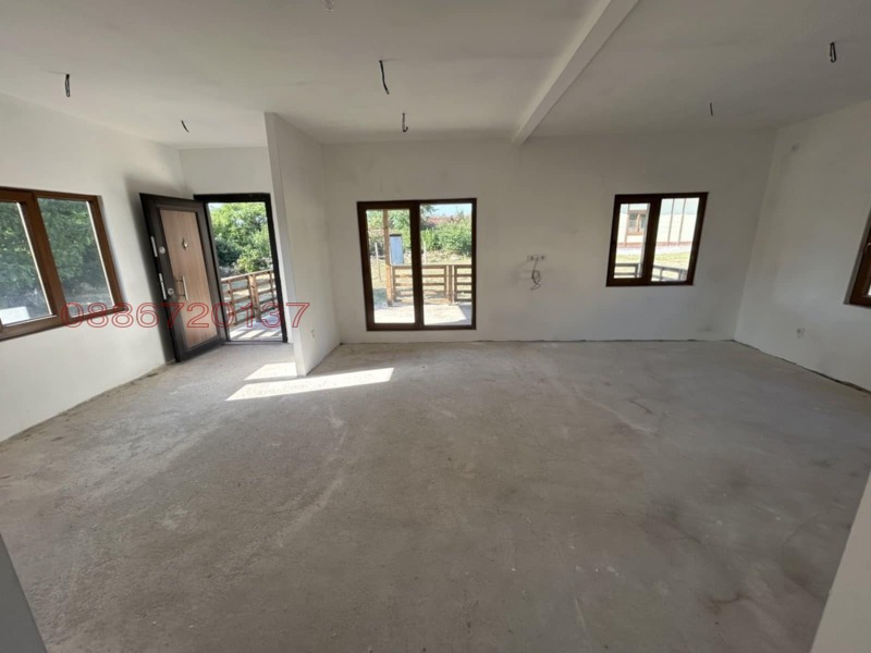 Til salg  Hus region Pleven , Pelishat , 75 kvm | 46029035 - billede [2]