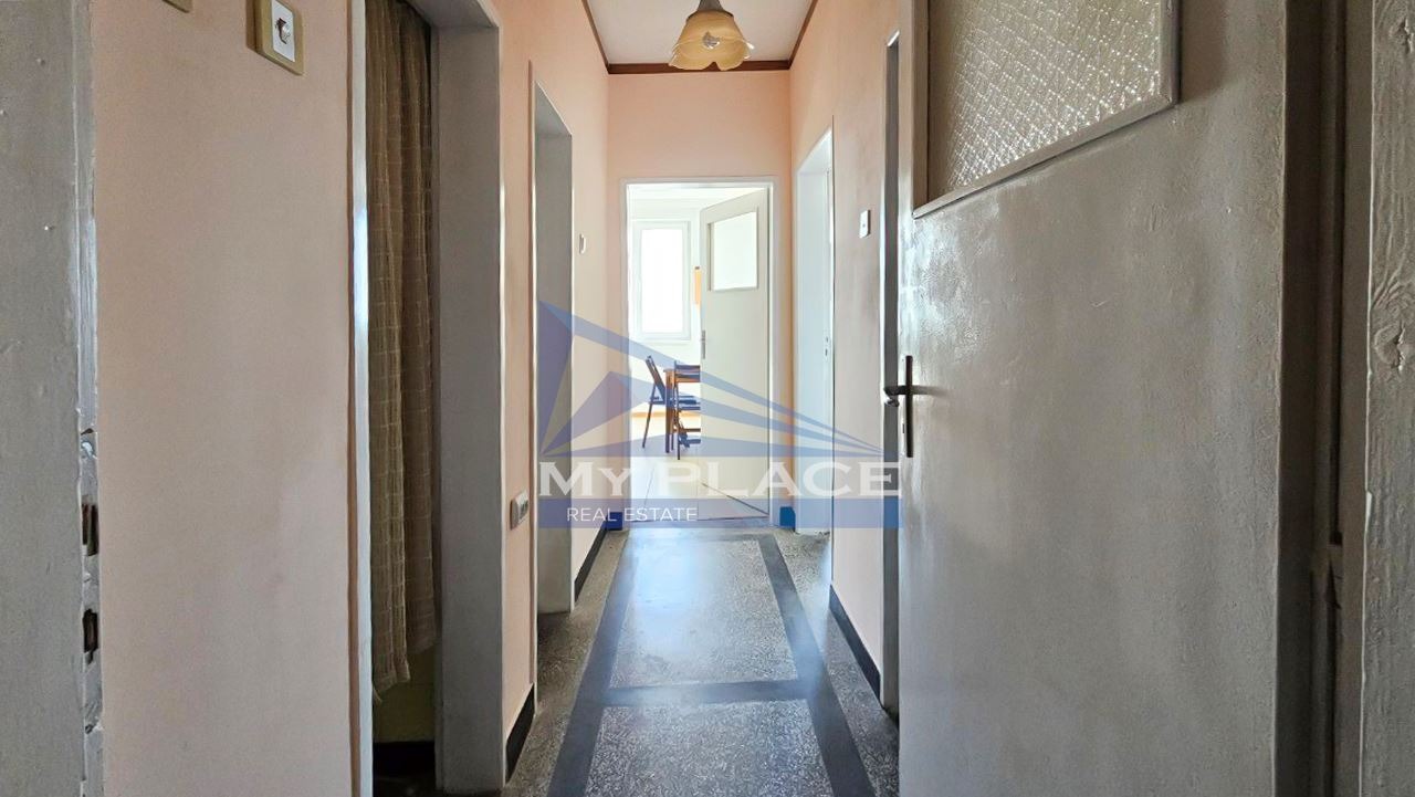 Продава 4-СТАЕН, гр. Шумен, Добруджански, снимка 7 - Апартаменти - 55041596