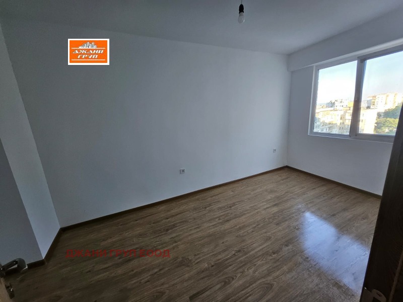 Te koop  2 slaapkamers Sjumen , Bojan Balgaranov 1 , 76 m² | 66305853 - afbeelding [10]