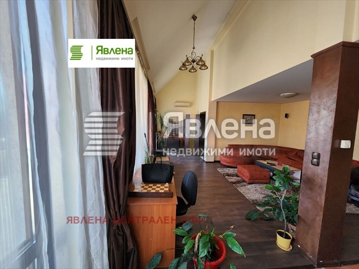 Продава МНОГОСТАЕН, гр. София, Център, снимка 2 - Апартаменти - 54599830