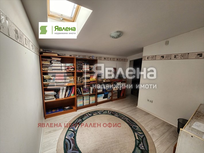 Продава МНОГОСТАЕН, гр. София, Център, снимка 16 - Апартаменти - 54599830
