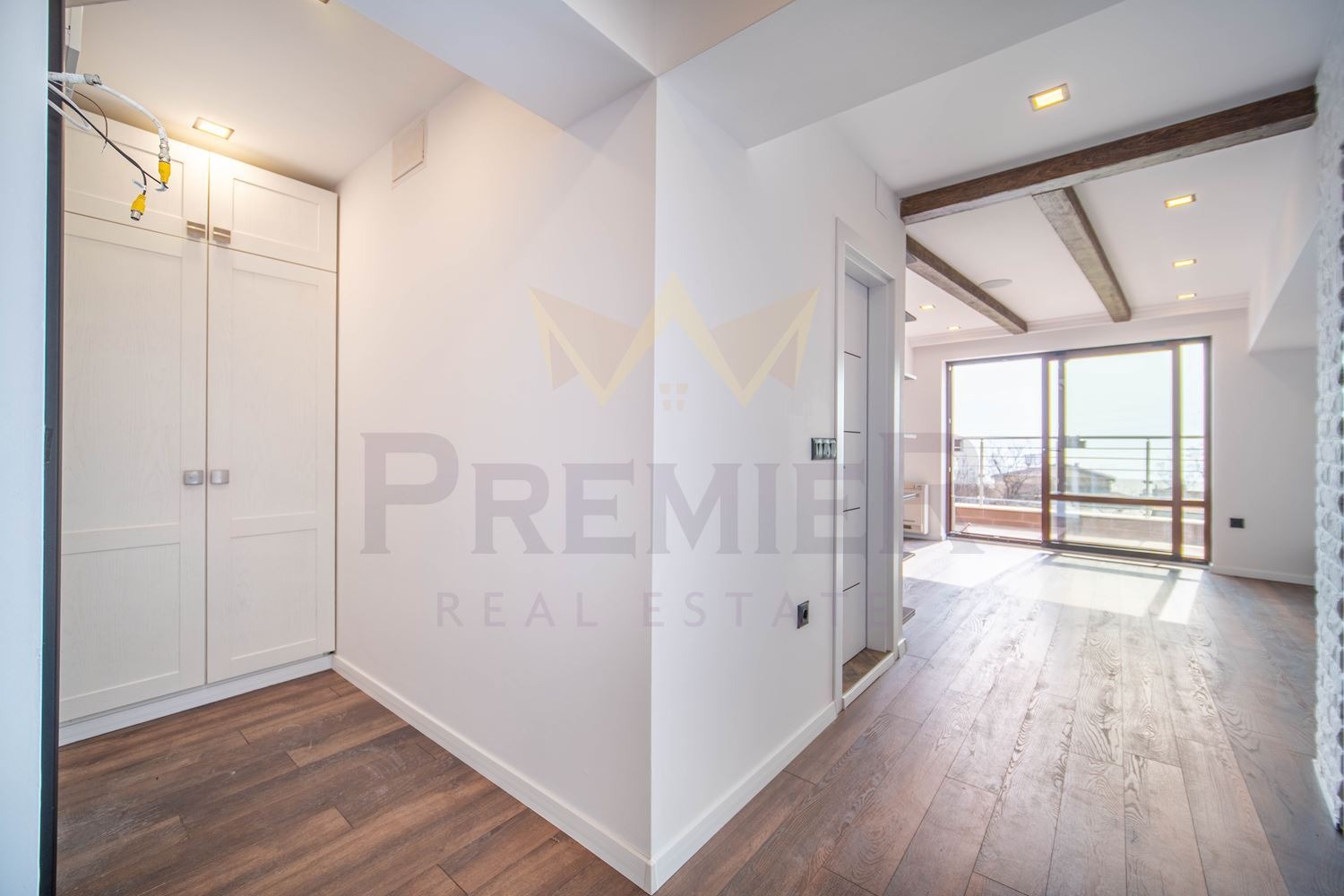 Продава 3-СТАЕН, гр. Варна, м-т Горна Трака, снимка 13 - Апартаменти - 54074082