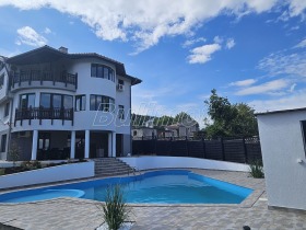 Hus Rogachevo, region Dobrich 5