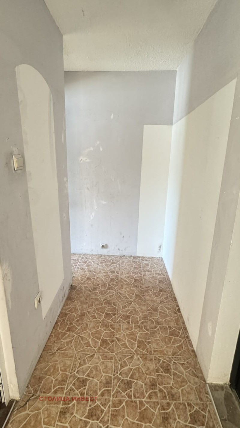 Продава 1-СТАЕН, гр. Русе, Родина 2, снимка 2 - Апартаменти - 53412618