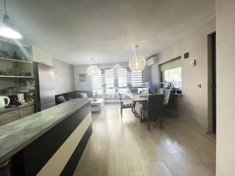 Продава  2-стаен град Варна , Бриз , 85 кв.м | 27762723 - изображение [4]