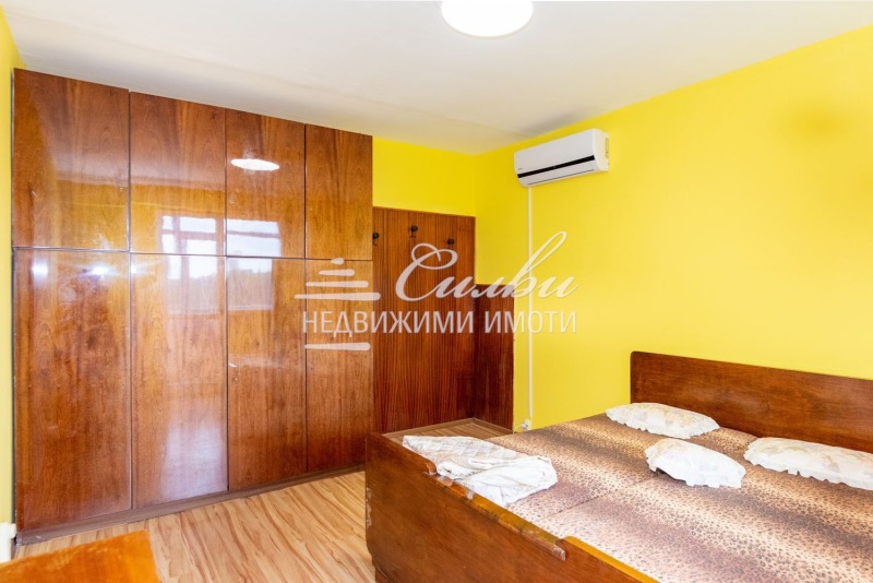 Продава  3-стаен град Шумен , Добруджански , 76 кв.м | 65152974 - изображение [8]