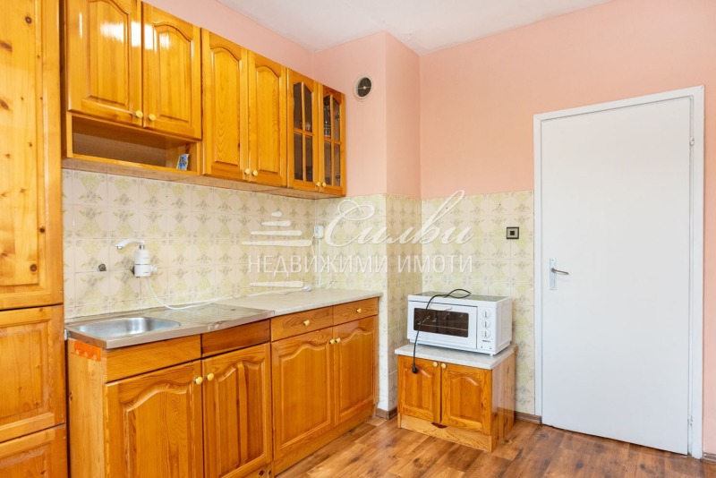 Продава  3-стаен град Шумен , Добруджански , 76 кв.м | 65152974 - изображение [2]