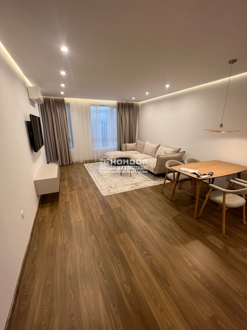 Продава 3-СТАЕН, гр. Пловдив, Център, снимка 2 - Апартаменти - 52703466