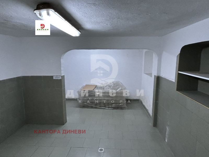 Продава  Къща град Стара Загора , Самара 2 , 370 кв.м | 73102737 - изображение [6]