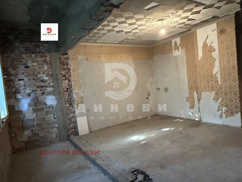 Продава  Къща град Стара Загора , Самара 2 , 370 кв.м | 73102737 - изображение [17]