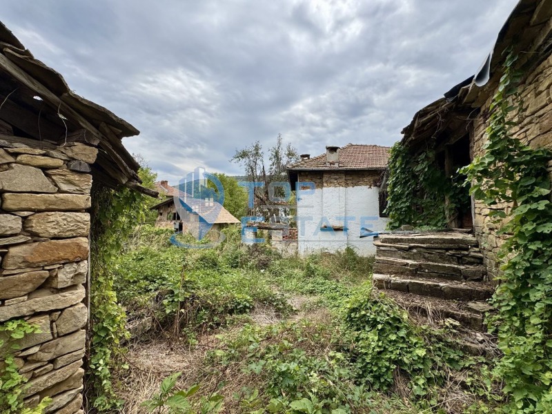 Продава КЪЩА, с. Караиванца, област Габрово, снимка 15 - Къщи - 51747534