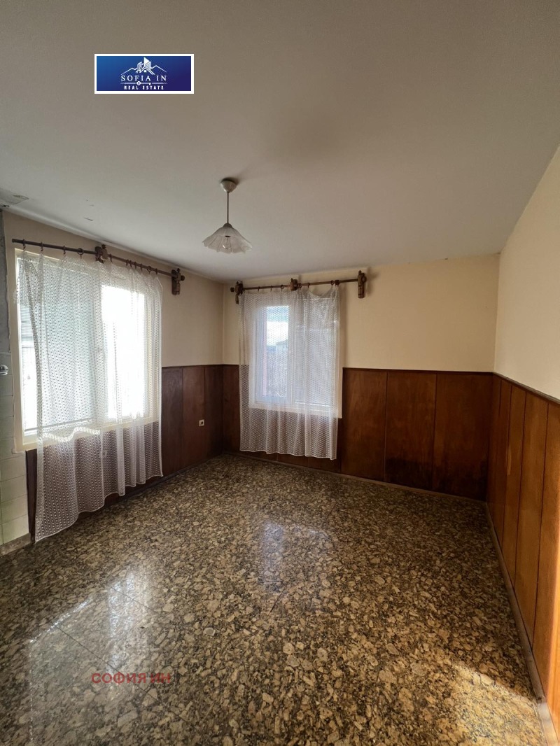 Продава КЪЩА, гр. Дупница, област Кюстендил, снимка 8 - Къщи - 53449838