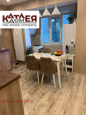 1 υπνοδωμάτιο ΤΣενταρ, Βρατσα
