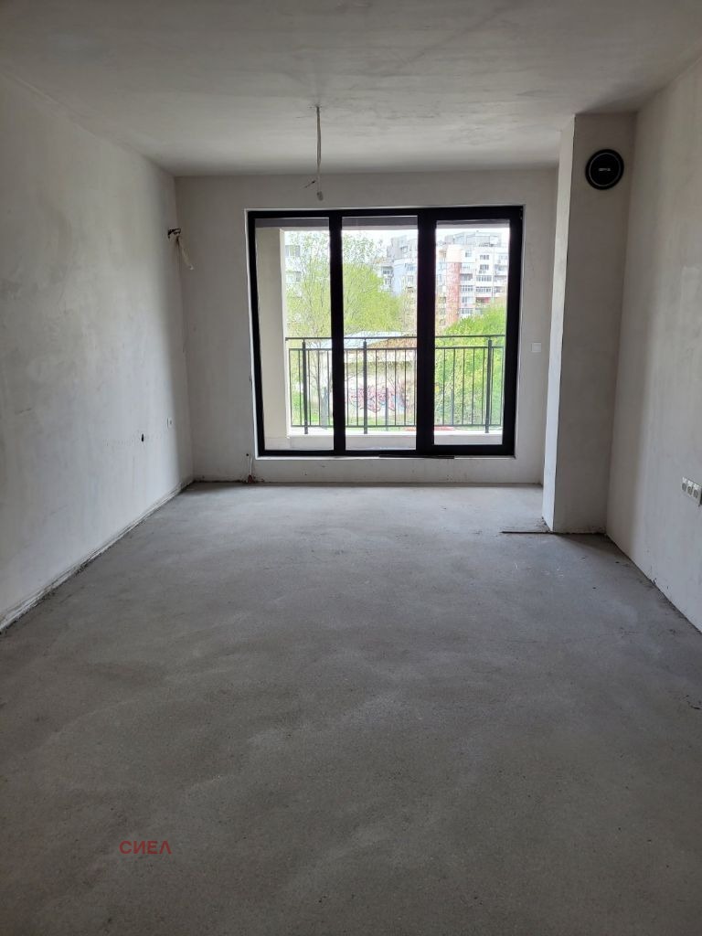 Продава  2-стаен град Пловдив , Тракия , 73 кв.м | 61990221