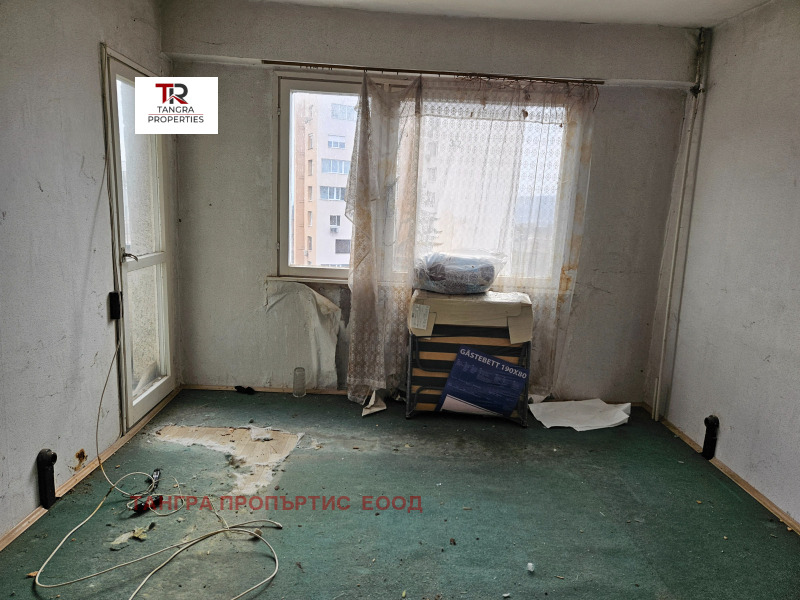 Продава 3-СТАЕН, гр. Радомир, област Перник, снимка 4 - Апартаменти - 53475628