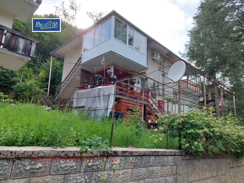 Продава 3-СТАЕН, с. Вонеща вода, област Велико Търново, снимка 2 - Апартаменти - 51558382