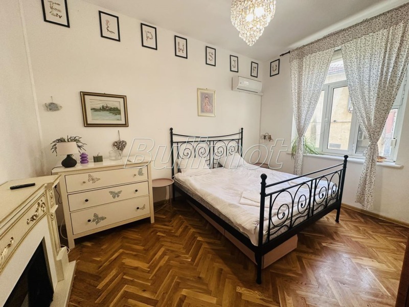 Продава 3-СТАЕН в град Варна, Гръцка махала - 120 кв.м / 359 000 € » 702 142.97 лв., БУЛ ИМОТ