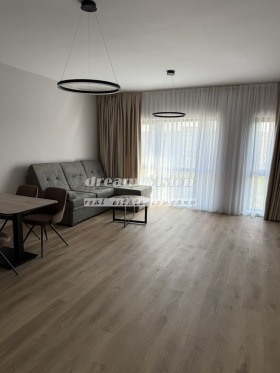1 chambre Stoudentski grad, Sofia