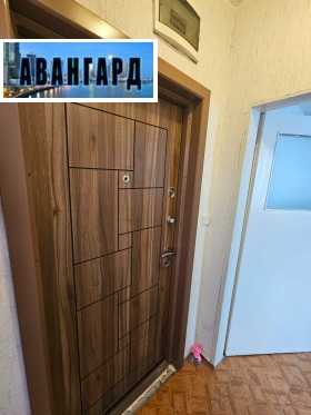 1 quarto Nikola Vajarov, Kiustendil 10