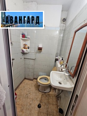 1 quarto Nikola Vajarov, Kiustendil 7