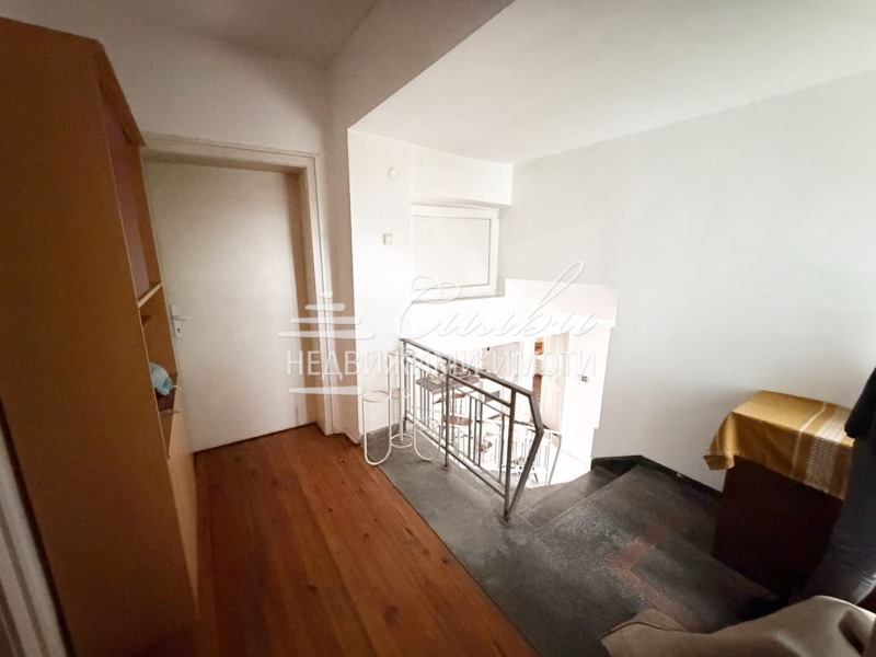 Продава КЪЩА, гр. Шумен, Дивдядово, снимка 10 - Къщи - 53233283