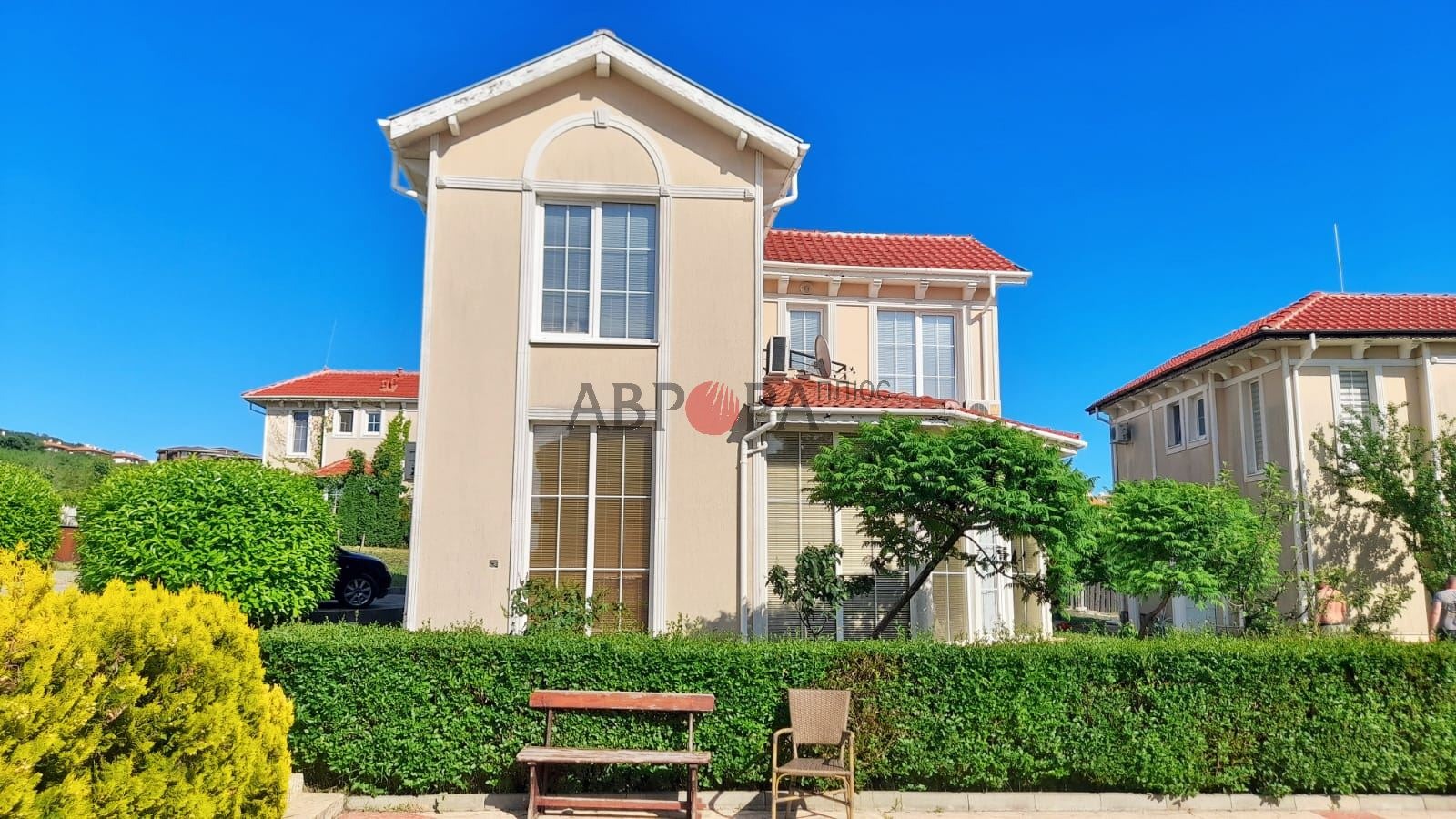 Продава КЪЩА, с. Кошарица, област Бургас, снимка 2 - Къщи - 54760893
